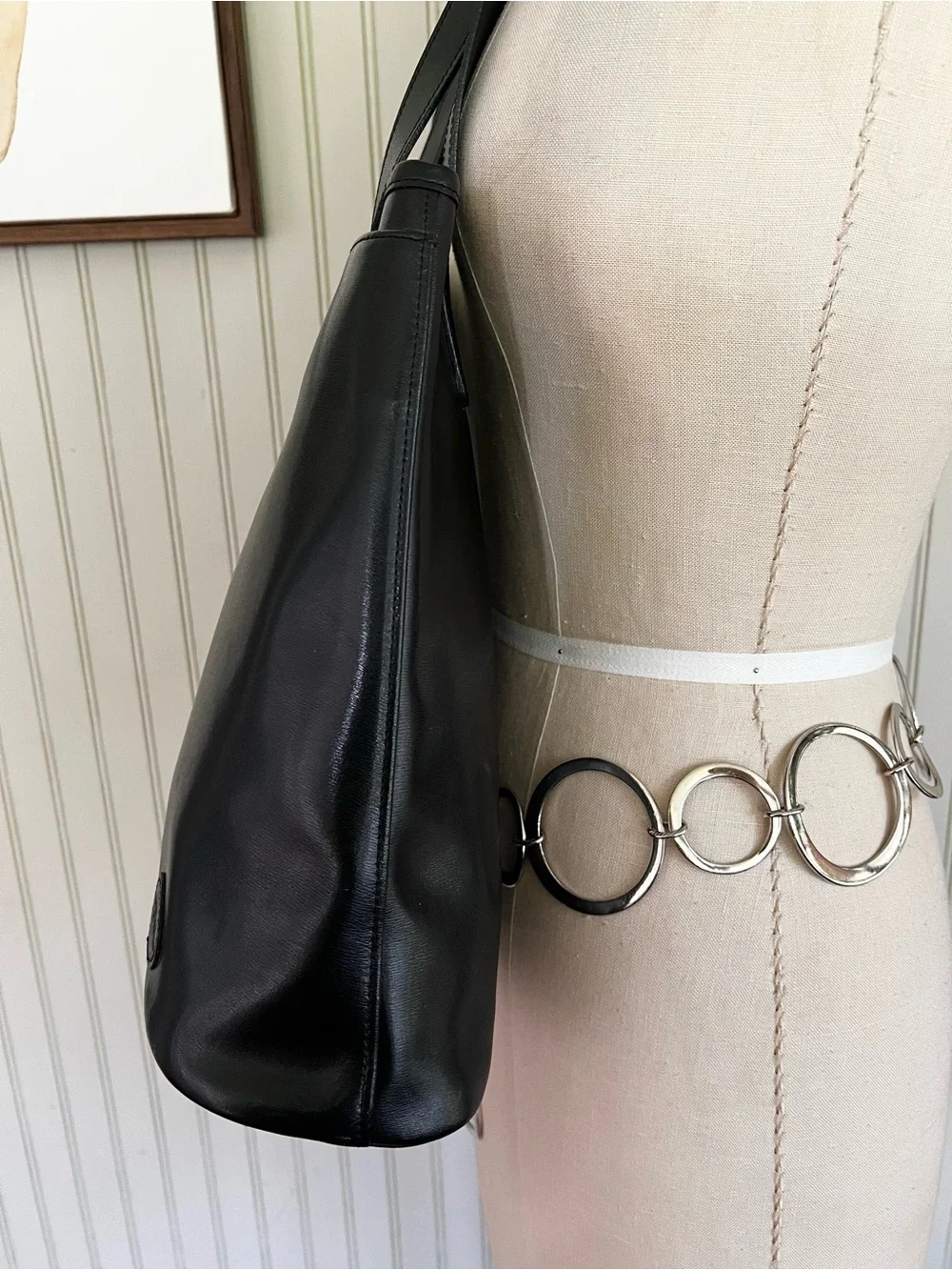 Longchamp Black Leather Expandable Shoulder Bag with Bamboo Toggle Roseau
